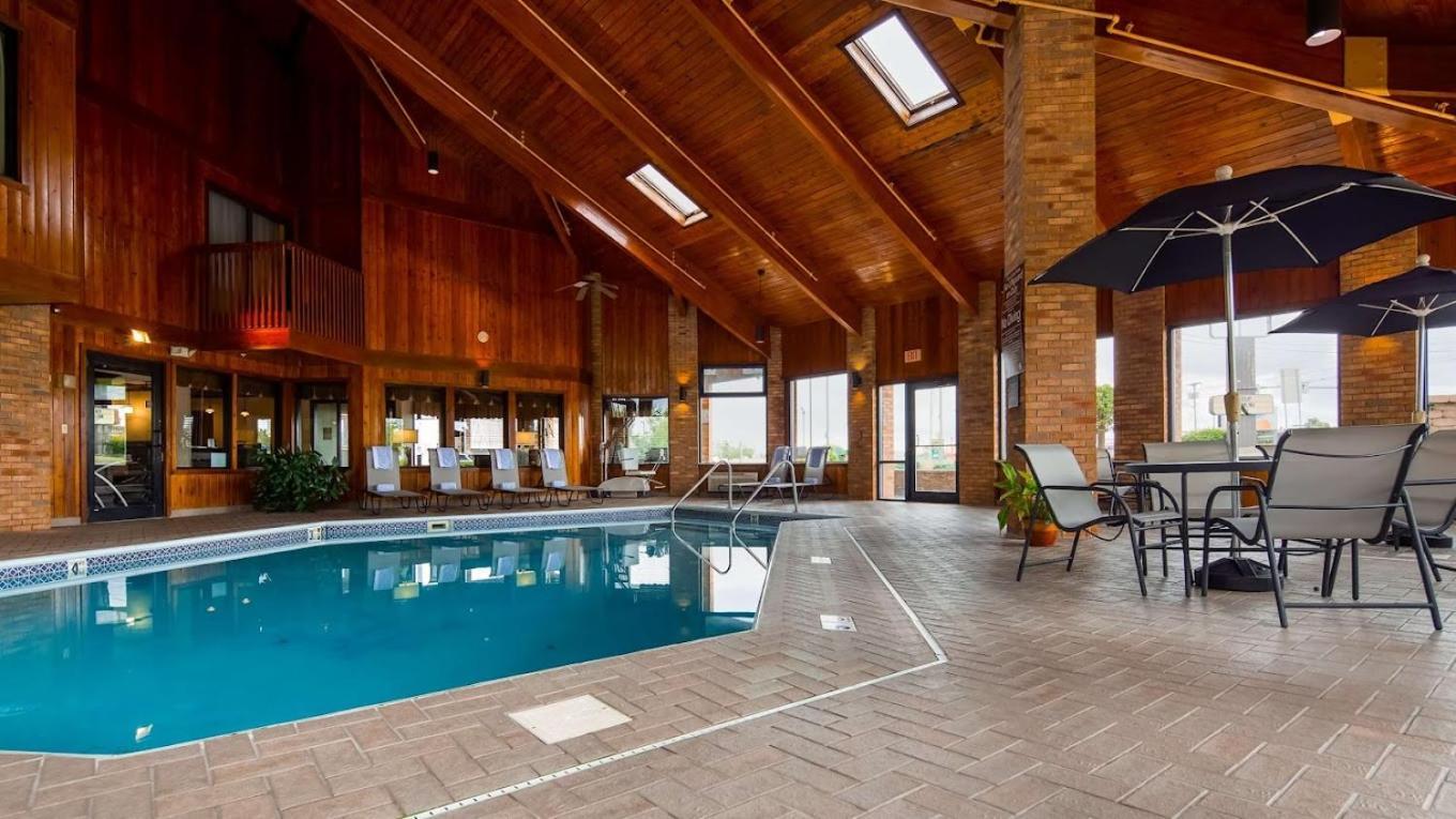 Park Inn By Radisson Grove City Bagian luar foto